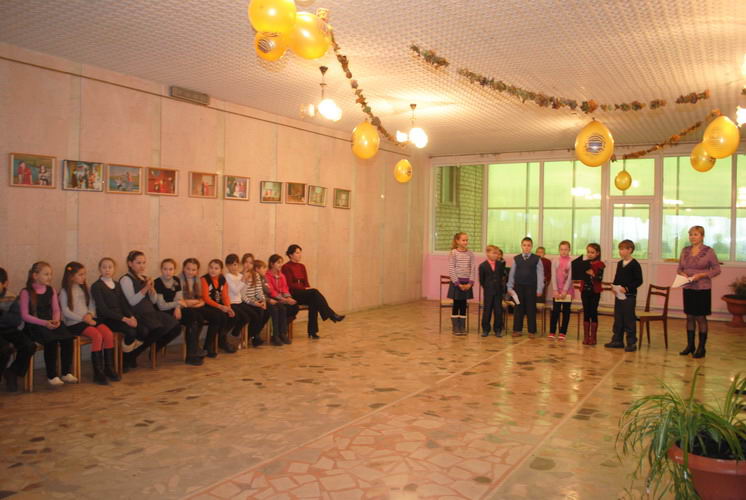 В Шемуршинской центральной поселенческой библиотеке прошёл литературно-музыкальный вечер «Ты одна такая любимая и родная», посвященный  Дню матери